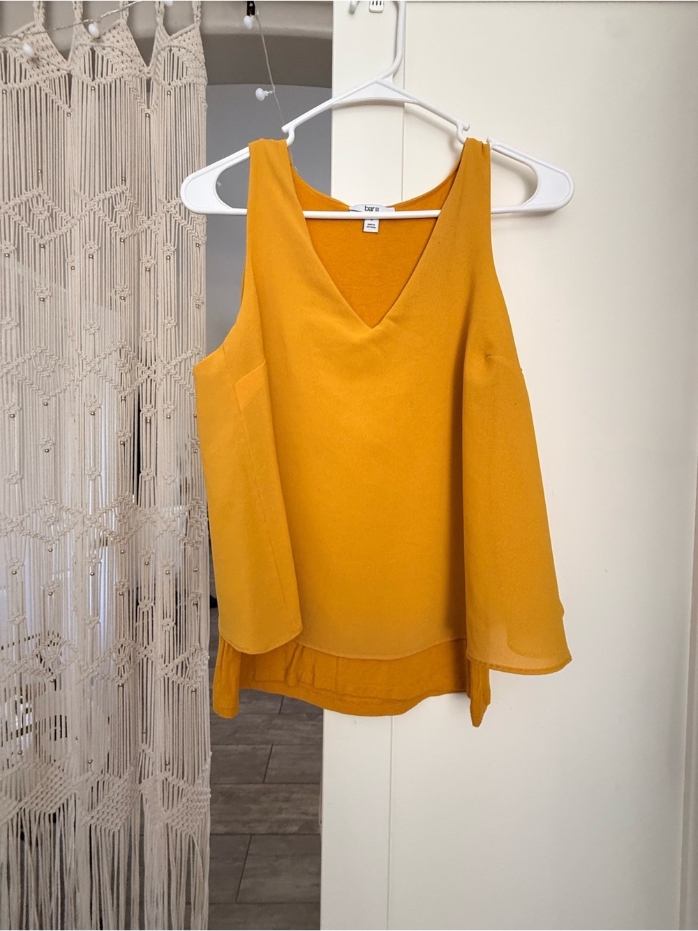Bar III Mustard Yellow V-Neck Sleeveless Chiffon Camisole - Picture 1 of 5